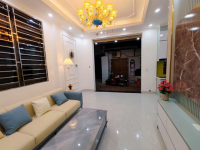  nhà lô góc, 2 chục mét ra mặt phố quang  trung , ngõ xe máy, trước nhà rộng thoáng, tổng 3 3