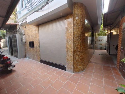  nhà lô góc, 2 chục mét ra mặt phố quang  trung , ngõ xe máy, trước nhà rộng thoáng, tổng 3 0