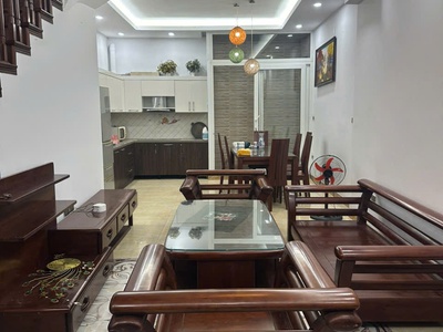 Chính chủ cần bán nhà mặt phố vũ miên - view đẹp, giá siêu hấp dẫn, cách duy nhất một nhà ra mặt 0