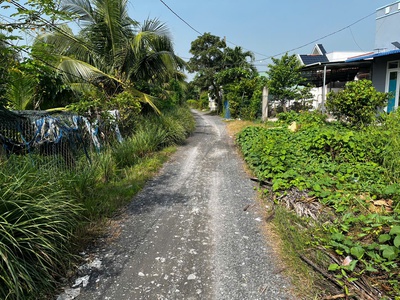 Bán gấp đất full thổ cư ngay trung tâm xã mỹ lệ, cách dt 826 chỉ 100m giá 2 tỉ còn thương lượng 0