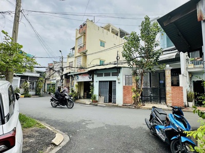 Bán nhà tân phú- tân kỳ tân qúy  6.2 13m , hẻm nhựa xe hơi tránh nhau, gần aeon, 6 tỷ 0