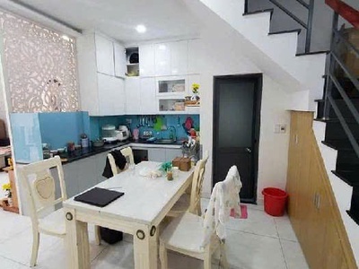 Hoàng hoa thám 53m2 - 3 tầng - ngang 5 dài 11 - 6.4 tỷ 2