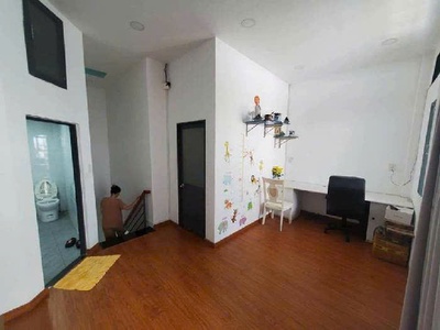Hoàng hoa thám 53m2 - 3 tầng - ngang 5 dài 11 - 6.4 tỷ 1