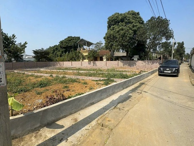 Bán đất hoà thạch lôgóc trục chính 1 nhà ra phố ôtô ngõthông 99m 2.7tỷ 1