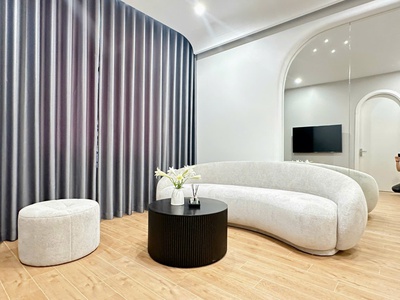 Cho thuê căn hộ 2 ngủ giá cực tốt Vinhomes Marina 4