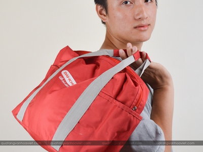 Túi xách du lịch in thêu logo theo yêu cầu giá tốt tại HCM 4