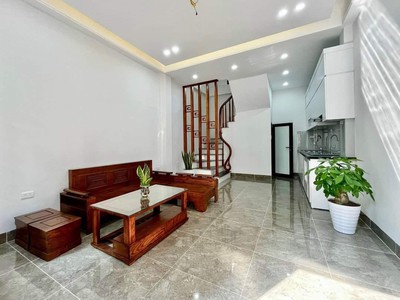 Bán Nhà Phố Hoàng Như Tiếp, Bồ Đề, Long Biên, 30m2 x 5 Tầng, Phân Lô, Ô Tô, Full nội thất 1