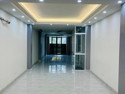 Bán Building 105m2 7 tầng  MP Quang Trung , Hà Đông . Khu vực đẹp nhất tuyến phố . Giá 31 tỷ 0