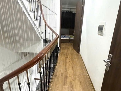 Bán nhà trung tâm quận hoàng mai - phân lô - vỉa hè - ô tô tránh - ô tô vào nhà 1