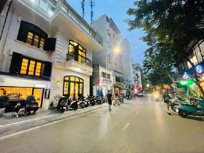Bán nhà q19 võng thị phố tây vip ở đẳng cấp thượng lưu sát tây hồ 39m2 5 tầng 8.2 tỷ 1