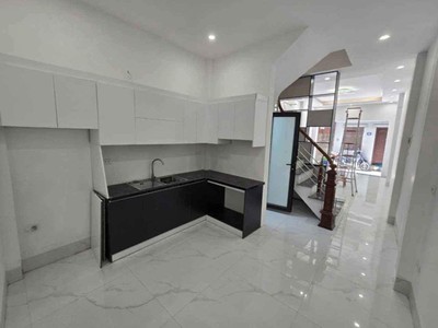Bán nhà ngõ 390 ngọc thụy 38m x 4t, ngõ oto thông, vào nhà, kd nhỏ giá nhỉnh 7t có tl. 2