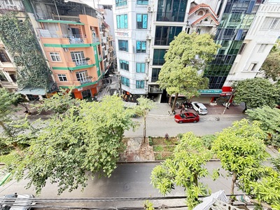 Mặt phố đặng thùy trâm-tt cầu giấy-ô tô tránh-kd-thang máy chờ-giá 36tỷ/74m2 0