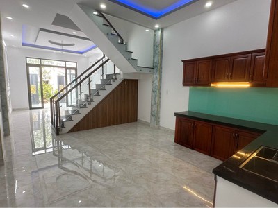 Nhà đẹp 1 Trệt 1 Lầu - hẻm oto sổ hồng riêng - 100m2 - Bình Chánh 6