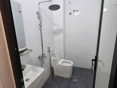 Bán nhà ngõ 390 ngọc thụy 38m x 4t, ngõ oto thông, vào nhà, kd nhỏ giá nhỉnh 7t có tl. 4