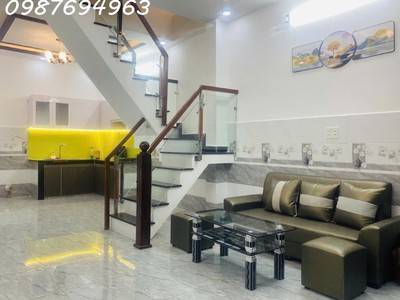 Q7 lâm văn bền nhà mới xách vali vào ở ngay tặng nội thất 4.8x10m 2 mặt tiền hẻm 5.xt 1