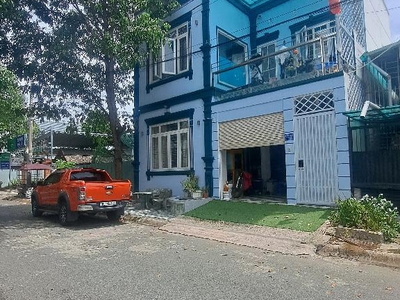 Nhà 2 tầng đúc kiên cố - mặt tiền hẻm nhựa 12m - ngang khủng 9.5 m   giá  5,2 ty   hẻm 274 nguyễn 0