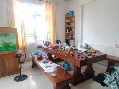 Nhà 2 tầng đúc kiên cố - mặt tiền hẻm nhựa 12m - ngang khủng 9.5 m   giá  5,2 ty   hẻm 274 nguyễn 2