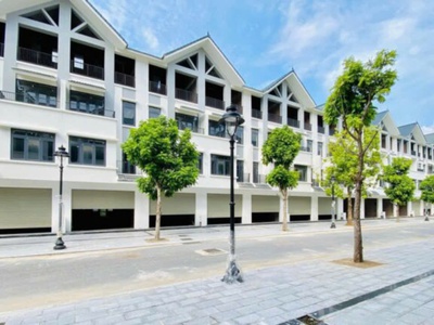 Bán gấp ,bán cắt lỗ căn liền kề 22 khu phố đi bộ trước mặt là tttm và hồ điều hòa 94m2 giá chỉ 16 tỷ 1