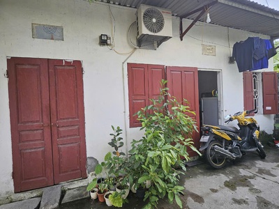 Chính chủ bán đất tặng ngay nhà cấp 4 tại ngõ 207 bùi thị từ nhiên giá rẻ chỉ 3xtr/m có thương 1