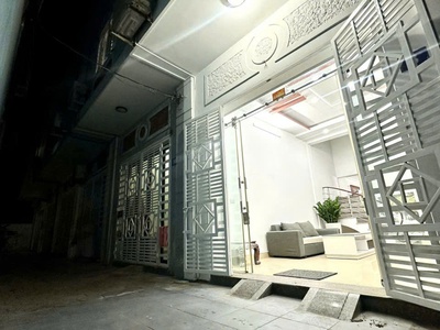 Bán nhà vĩnh tiến - lê chân, dt 37m 3 tầng, ô.tô đỗ cửa, giá 2.43 tỉ 0
