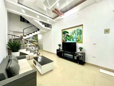 Bán nhà vĩnh tiến - lê chân, dt 37m 3 tầng, ô.tô đỗ cửa, giá 2.43 tỉ 1