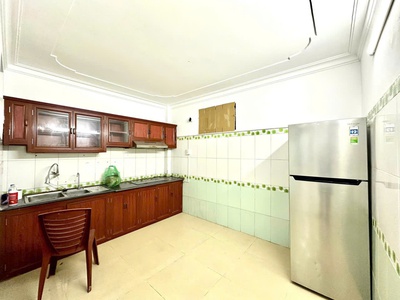 Bán nhà vĩnh tiến - lê chân, dt 37m 3 tầng, ô.tô đỗ cửa, giá 2.43 tỉ 2