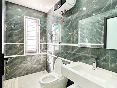 Bán nhà mặt ngõ 263 lạch tray, dt 50m 4 tầng, lô góc, giá 3.55 tỉ, thông văn cao 3