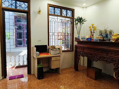 Bán nhà tô hiệu hai thoáng gần ô tô 42m2 xây 4 tầng,mặt tiền 4m giá 8.5 tỷ 1