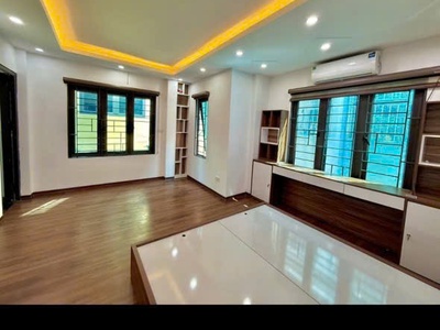 Nhà đẹp đón tết   lạc thị, thanh trì   5.4 tỷ   oto đỗ cửa    diện tích: 43m2, 5 tầng, mặt tiền 2