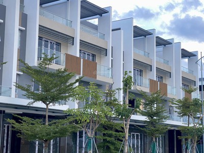Nhà liền kề 3 tầng tại BGI Topaz Dowtown   Gần TTTM Aeon Mall 2