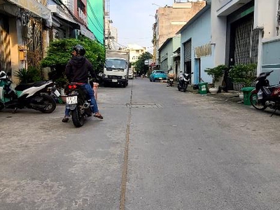 Bán nhà mới hẻm xe tải, ngang hiếm 5m an dương vương, an lạc, bình tân. dt 70m2 x 2 tầng .giá 5.9 0