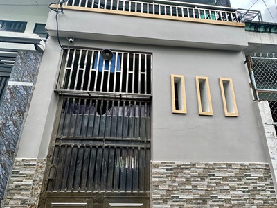 Bán gấp nhà đẹp trệt 1 lầu đông hưng thuận 26, 57m2 shr chỉ 4.1 tỉ. đặc biệt chủ xây 1 hồ cá sau 0