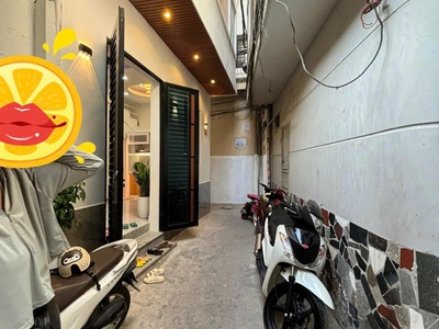 Chính chủ gửi bán nhà phan đình giót, la khê, hà đông, dt 30m2, 5 tầng, giá 6,8 tỷ, 25m ra ô tô 4