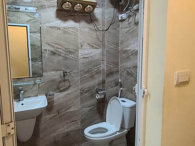 Cần bán nhà phố trần thái tông, cầu giấy, an ninh tốt 3