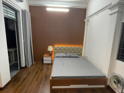 Bán nhà phố láng hạ, đống đa, dt 50m2, mt gần 5m, full nội thất, cạnh ôtô chỉ hơn 9 tỷ 2