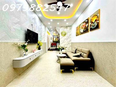 Nhà mới đẹp leng keng ngay chợ phạm văn bach. 4 tầng, 46m , 4pn, 4wc - 5.3 tỷ- lh 0979 882 1
