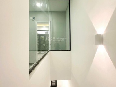 Phạm văn đồng - 3pn, 3wc, - nhà mới xây hiện đại, giá 4tỷ3, gần giga mall 3