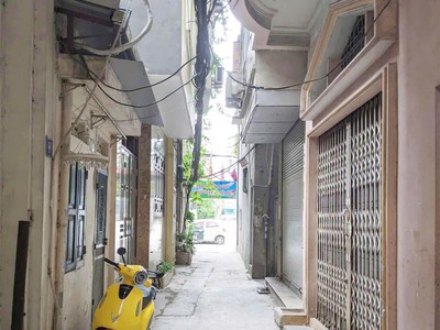 Chỉ còn sót duy nhất 1 f0 đã truy vết ở giáp bát - q.hoàng mai mọi người nhanh tay tới đón - chỉ có 1