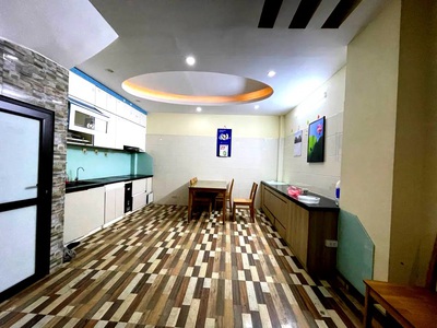 Siêu phẩm phú đô su cóc đỗ cửa, diện tích 45m2, mặt tiền 4.5m. vài bước ra phố. 3