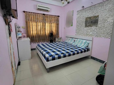 Nhà mặt tiền dương bá trạc giáp q1 - 3 tầng - kinh doanh sầm uất - nhinh 15ty 4