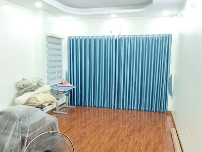 Cần Bán Gấp Nhà Ở Yên Phúc,HĐ,Ngõ Nông,Cách 20m Ra Đường Ô Tô Tránh.Giá 7.4Tỷ CóTL 1