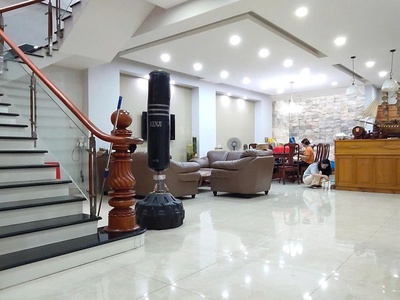 Bán nhà măt tiền vườn lài - gần lũy bán bích, dt: 7.9x19m, 3 tầng, hđt 54tr, 28 tỷ. 4