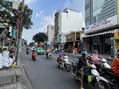 Bán nhà măt tiền vườn lài - gần lũy bán bích, dt: 7.9x19m, 3 tầng, hđt 54tr, 28 tỷ. 1