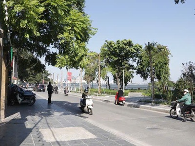 Bán nhà võng thị - phố vip nhất tây hồ - thang máy - dòng tiền - dt 50m x 7 tầng x mt 5,3m - dòng 0