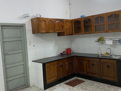 Bán nhà 3 tầng mặt tiền Hồng Lĩnh ngang 4,7m nở hậu tp. Nha Trang 1