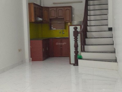 Cho thuê nhà ô tô Nguyễn Khang - Cầu Giấy 25m x 6T giá 15tr, 4 phòng khép kín, nhà mới 1