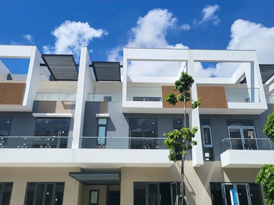 Bán căn nhà 3 tầng Khu BGI Mặt tiền đường Hoàng Quốc Việt 26M - View siêu thị AEON MALL HUẾ 0