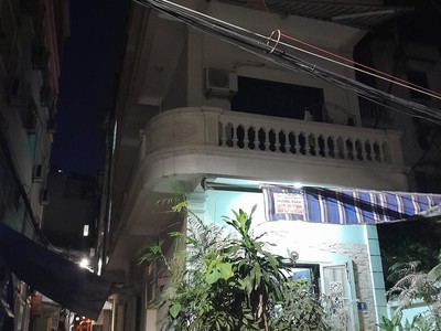 Bán nhà đội cấn ba đình phân lô  otô tránh  kinh doanh 71m 4tầng 17.3tỷ 0