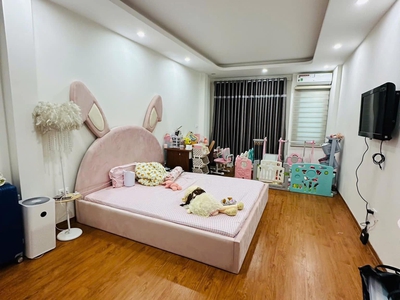 Siêu hiếm  bán nhà trần hưng đạo 65m2, 5 tầng, mặt tiền 4.5m, 26.8 tỷ, ô tô tránh 1
