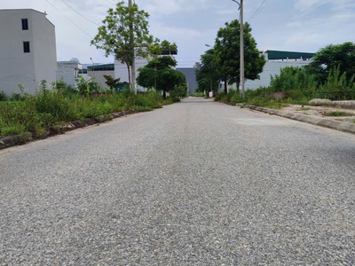 Bán lô đất đẹp 70m 2.75 tỷ kinh doanh ôtô tránh gần khu cnc hoà lạc 2